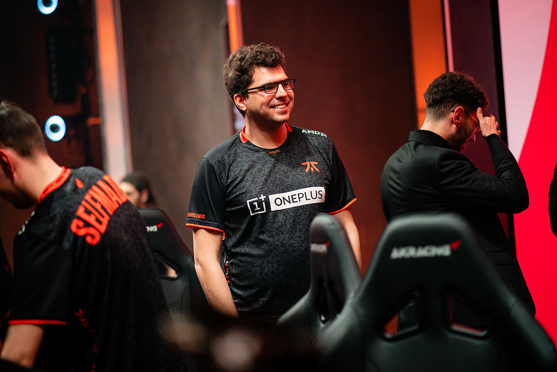 LoL: Na LEC, Fnatic e Bwipo lideram em diferença de EXP aos 15 minutos