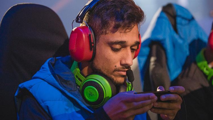 FreeFire: Em desabafo, El Gato diz estar infeliz gravando e streamando