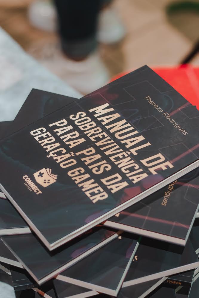 Mãe de jogador profissional realiza projeto para conscientização dos pais a respeito dos Esports