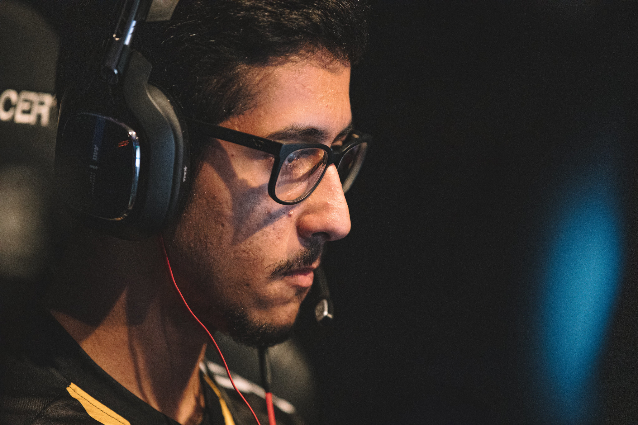 R6: Black Dragons anuncia saída de live da equipe