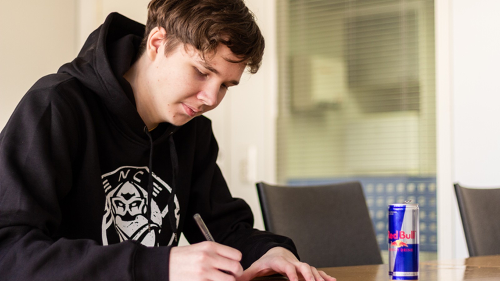 Jamppi anuncia migração do CS:GO para o Valorant