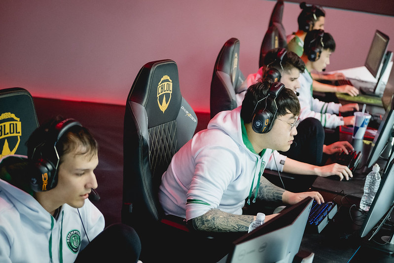 LoL: Redemption diz que está “em vias de resolver” salários atrasados de BalKhan e Patrick