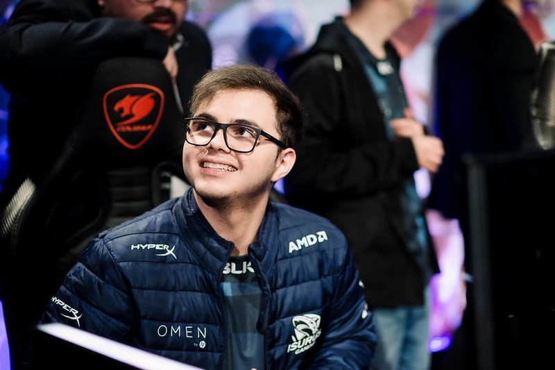 LoL: Uruguaio Buggax deixa a Falkol