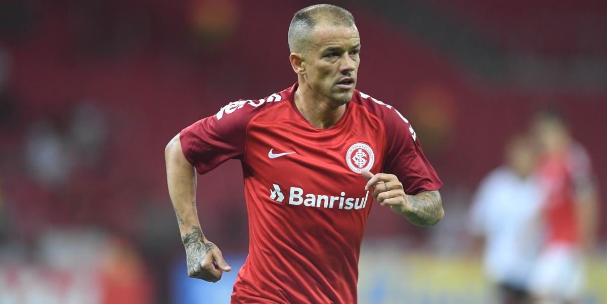 FIFA 20: Partida entre D’Alessandro e Zé Roberto arrecada mais de R$ 250 mil para a caridade