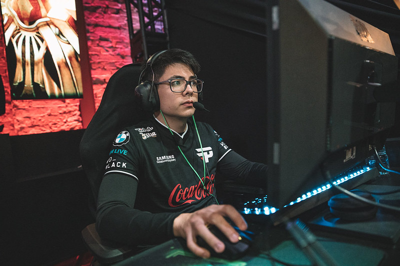LoL: esA comenta saída da paiN e pausa na carreira profissional