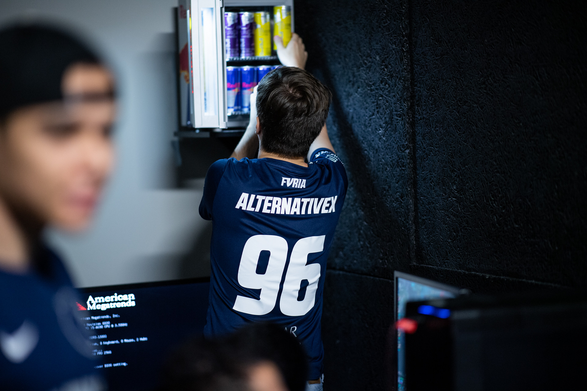 LoL: Alternative deixa a FURIA