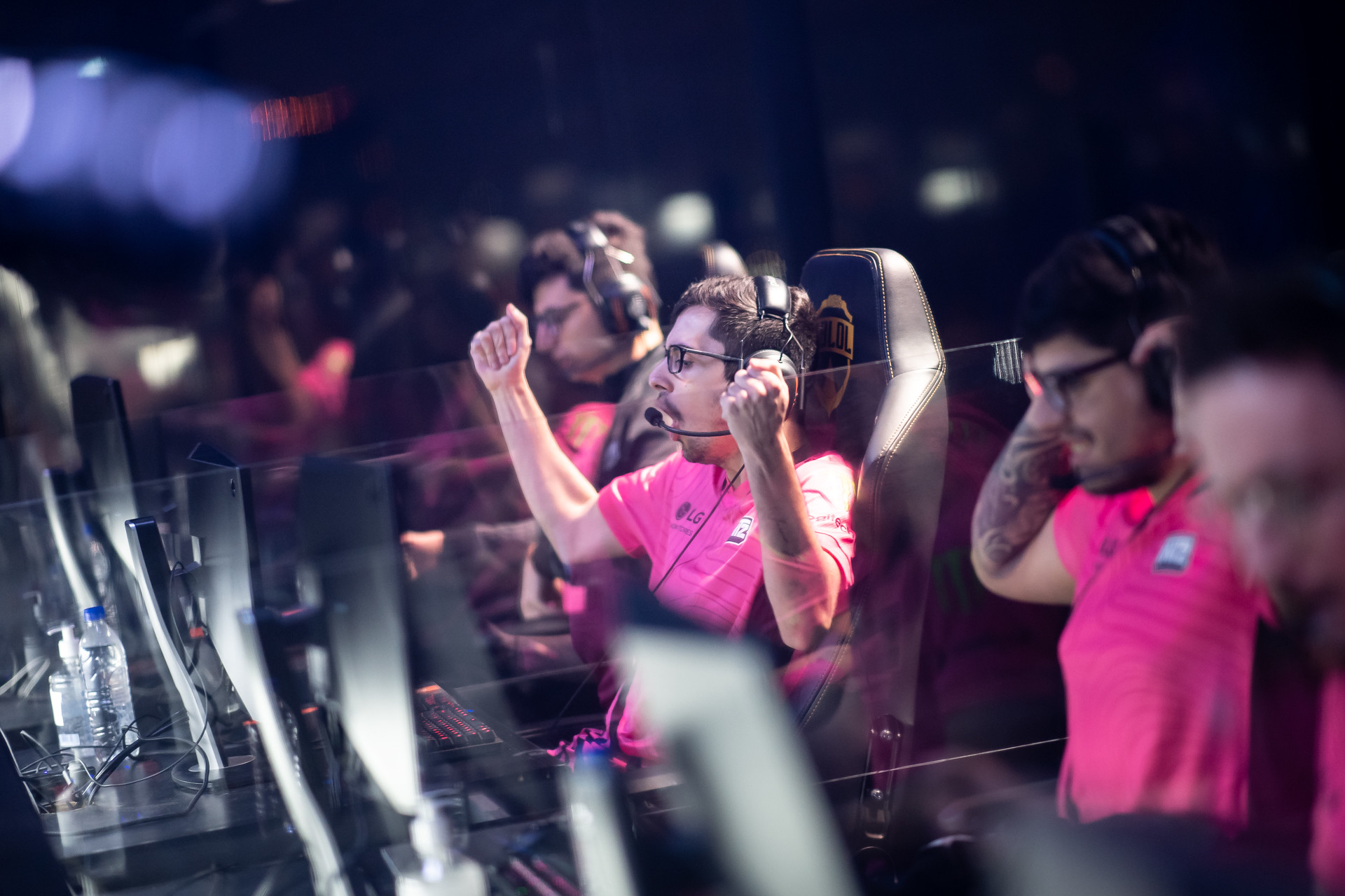 LoL: Acompanhe o desempenho da INTZ no Super Servidor da SoloQ chinesa