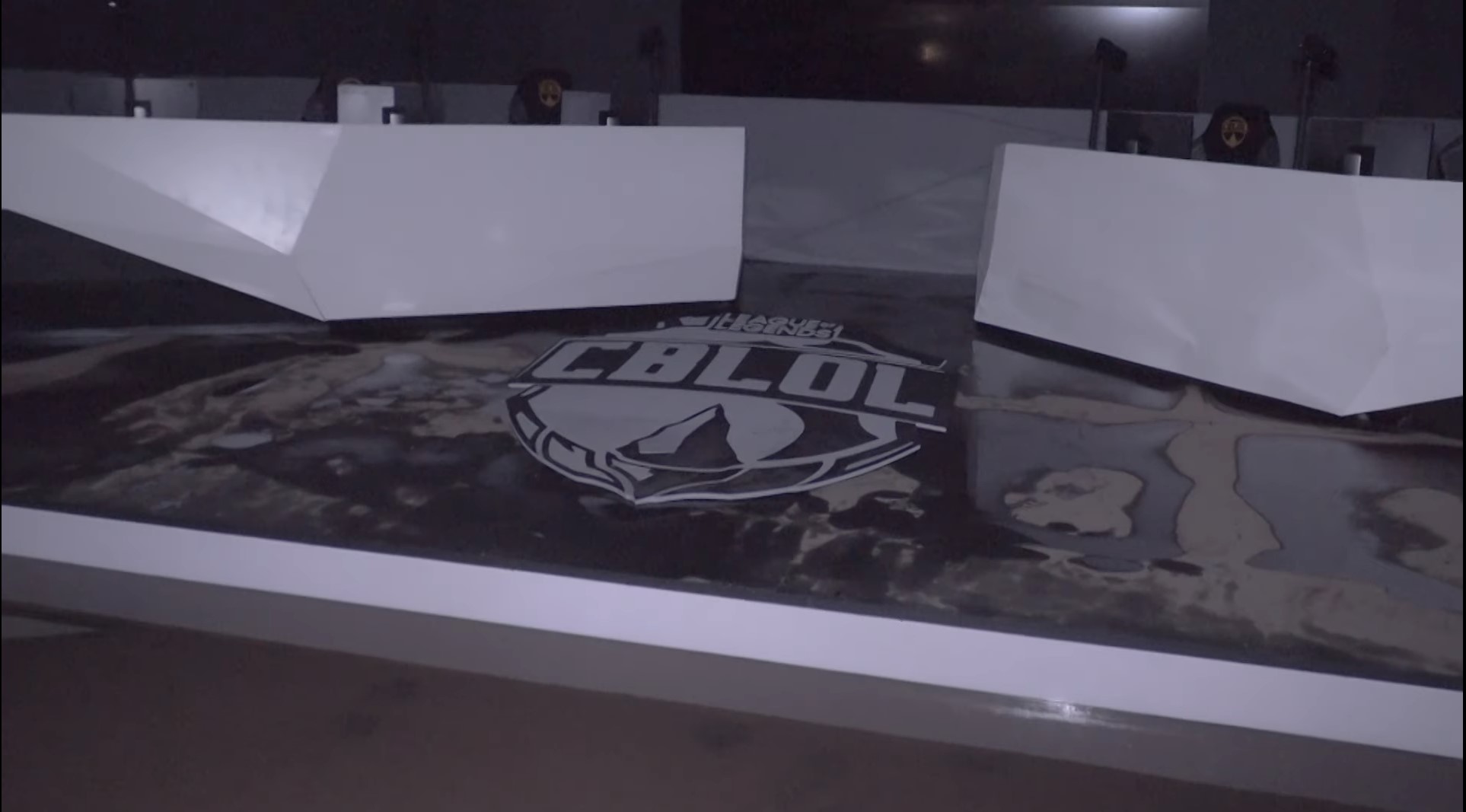 LoL: CBLoL lança documentário mostrando bastidores do alagamento e desafios do COVID-19