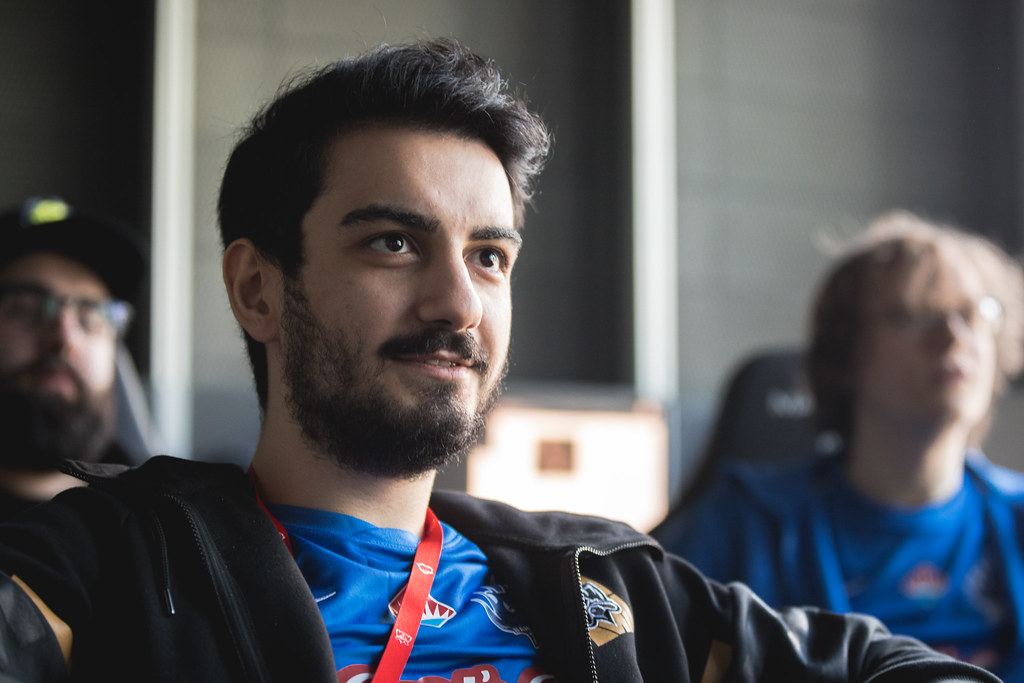 LoL: Zeitnot se aposenta da carreira de jogador profissional