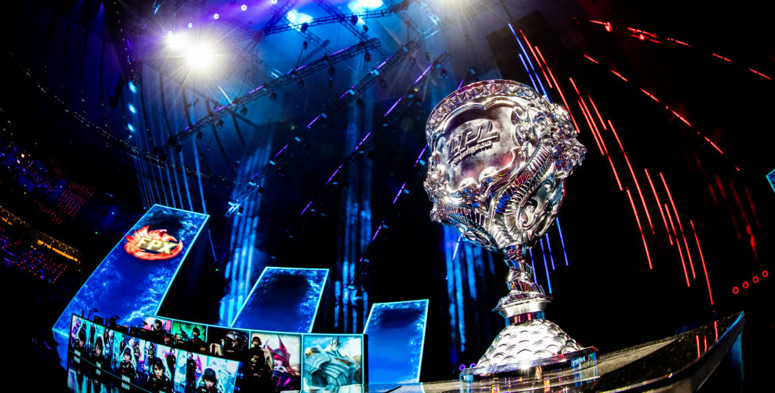 LoL: Huya paga mais de R$ 1,6 bilhão pelos direitos de transmissão das ligas chinesas