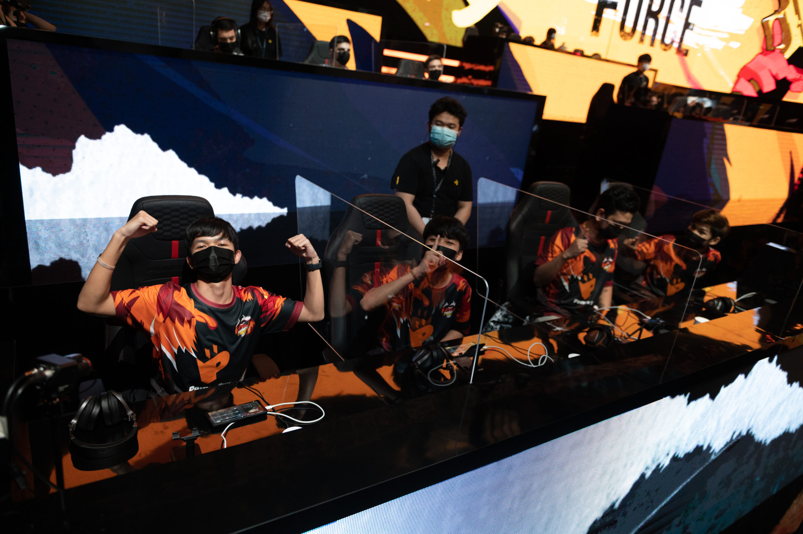 FFWS: Phoenix Force conquista 4 booyahs e levanta título mundial da modalidade