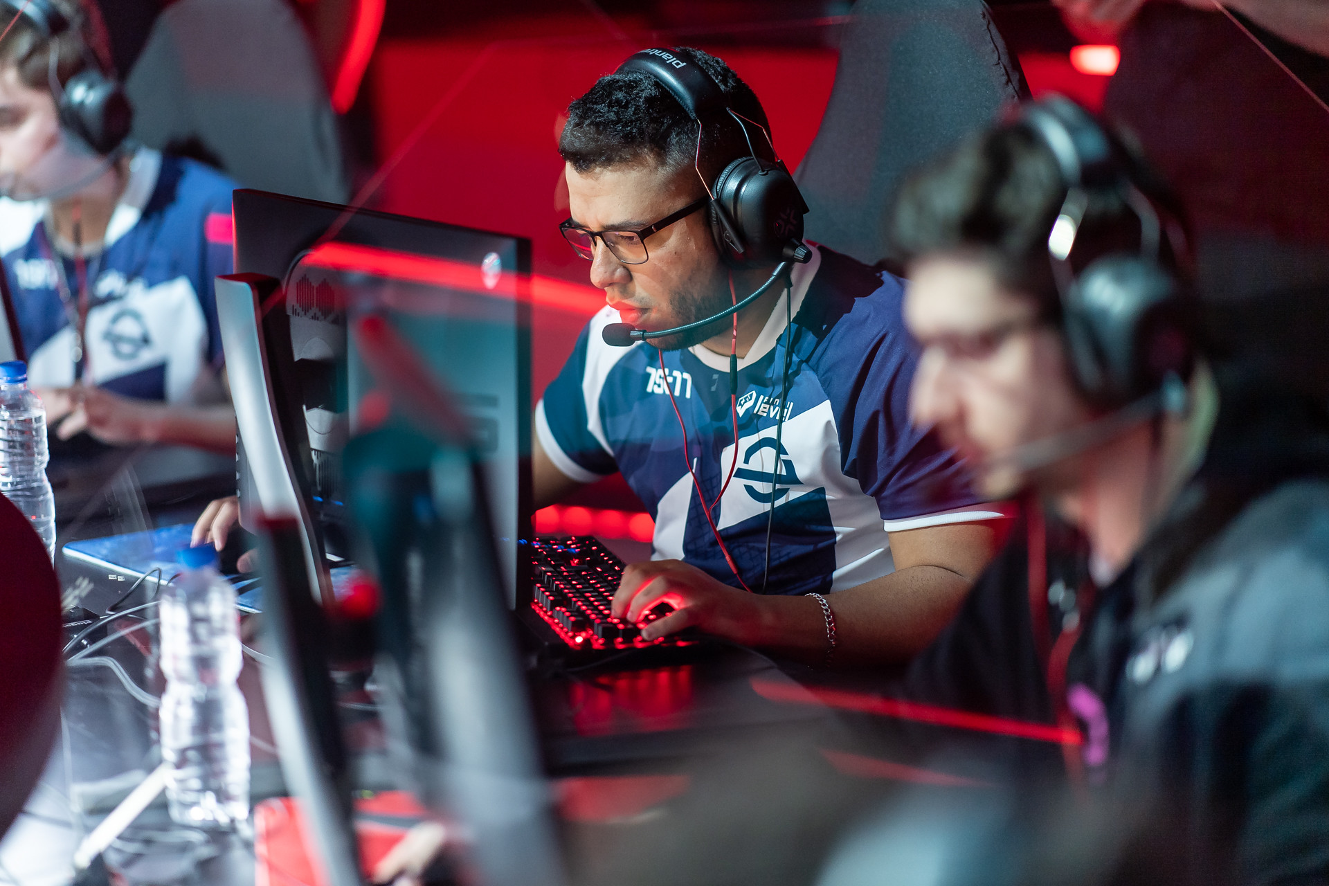 VALORANT: Jonn relata ter sofrido acidente de carro, mas diz estar bem