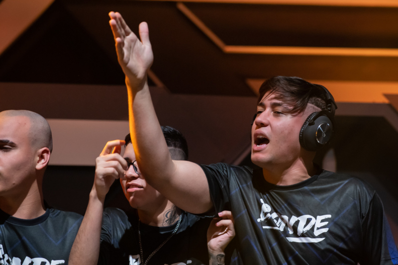 LBFF 6: Bonde termina segundo dia na liderança; Meta faz dobradinha