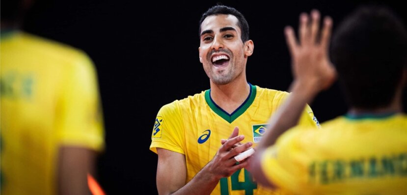 Douglas Souza quer “voltar com as lives de jogos” ao retornar pro Brasil