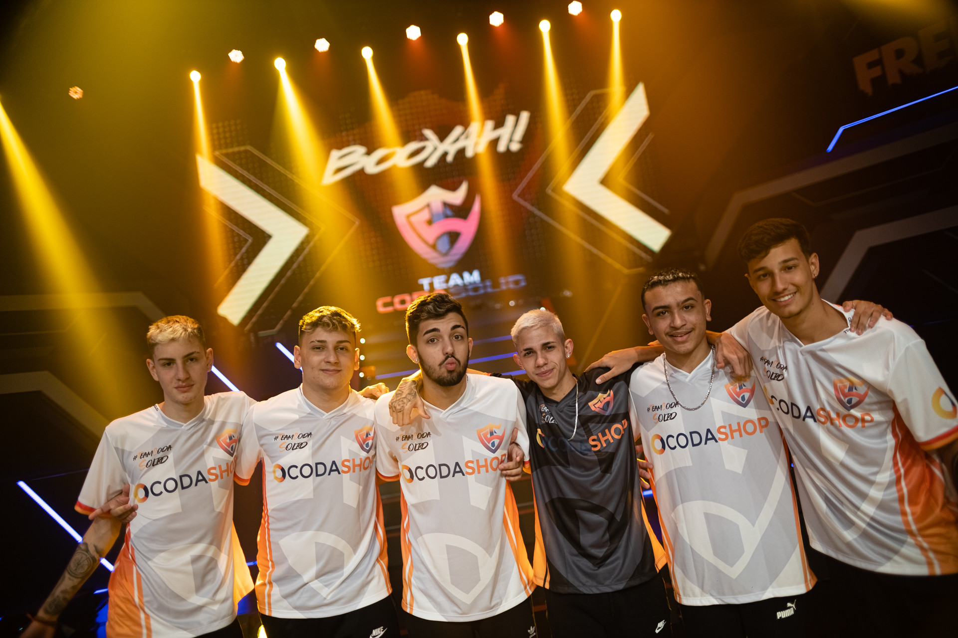 LBFF 6: Team CodaSolid assume a liderança e LOUD faz dobradinha