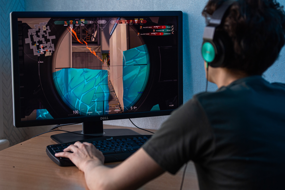 VALORANT: Graças a comunidade, mãe descobre que filho não pode sair no meio da partida