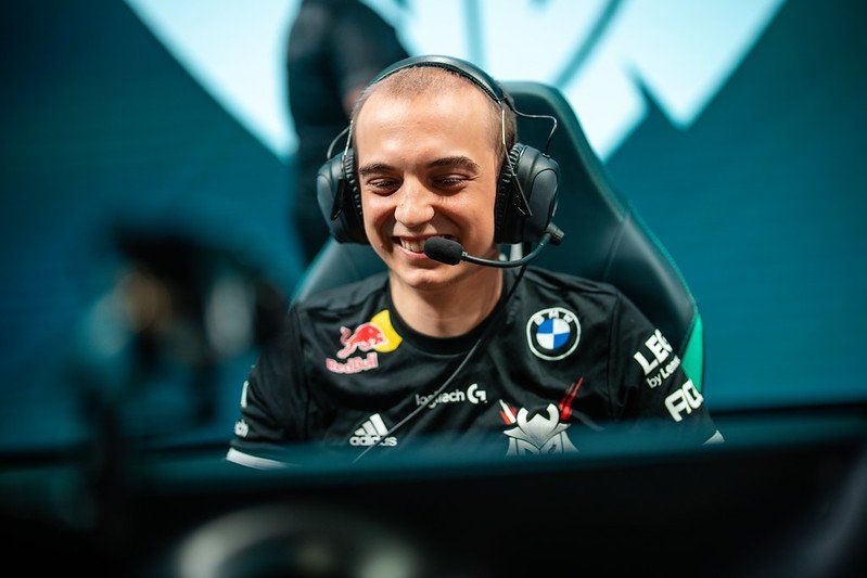 LoL: Caps renova seu contrato com a G2 até 2023