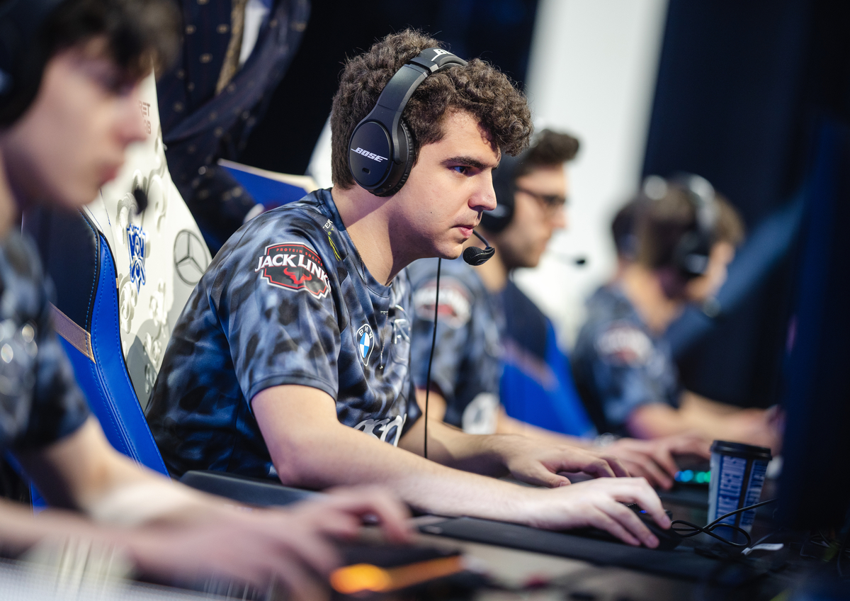 Worlds 2021: Notícia do Upset foi dada aos jogadores da Fnatic 16 horas antes da estreia