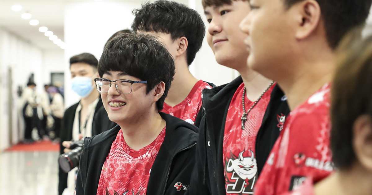 LoL: Loken e Mystic deixam a JD Gaming