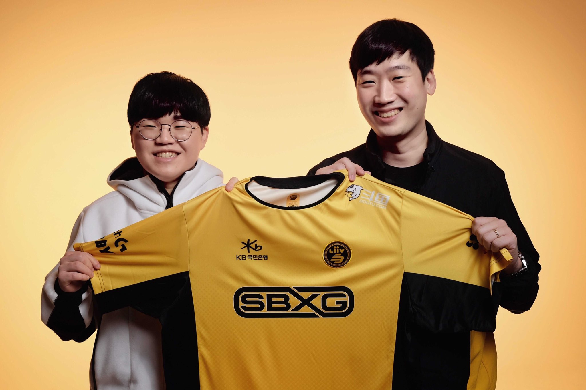 LoL: Ex-reserva de Faker, Clozer é contratado pela Liiv Sandbox