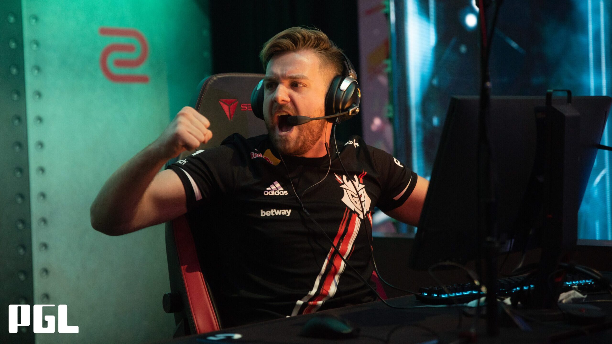 BLAST World Final: G2 e Vitality vencem na estreia; NaVi sobrevive