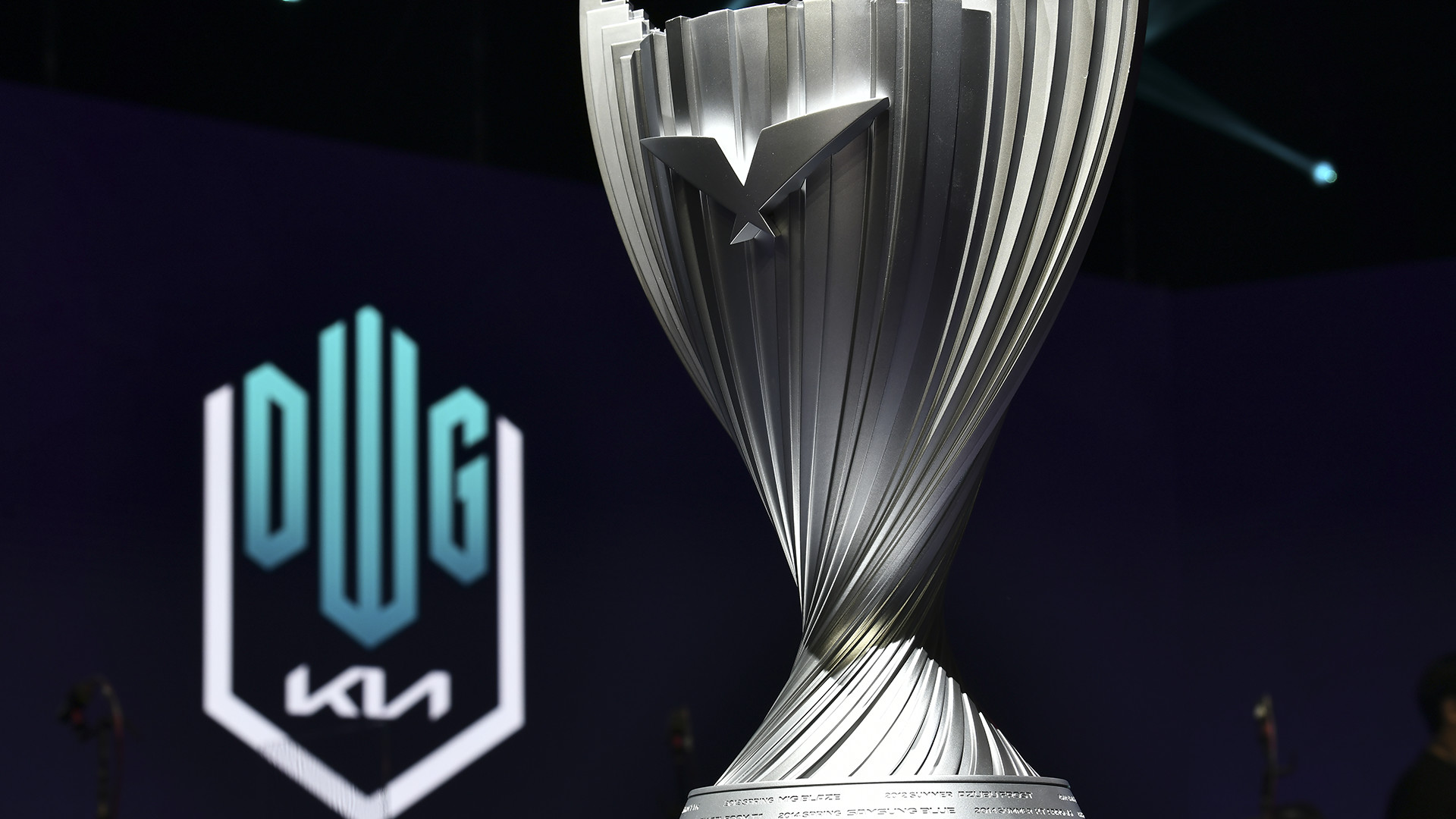 LoL: Confira as datas para a volta das ligas ao redor do mundo em 2022