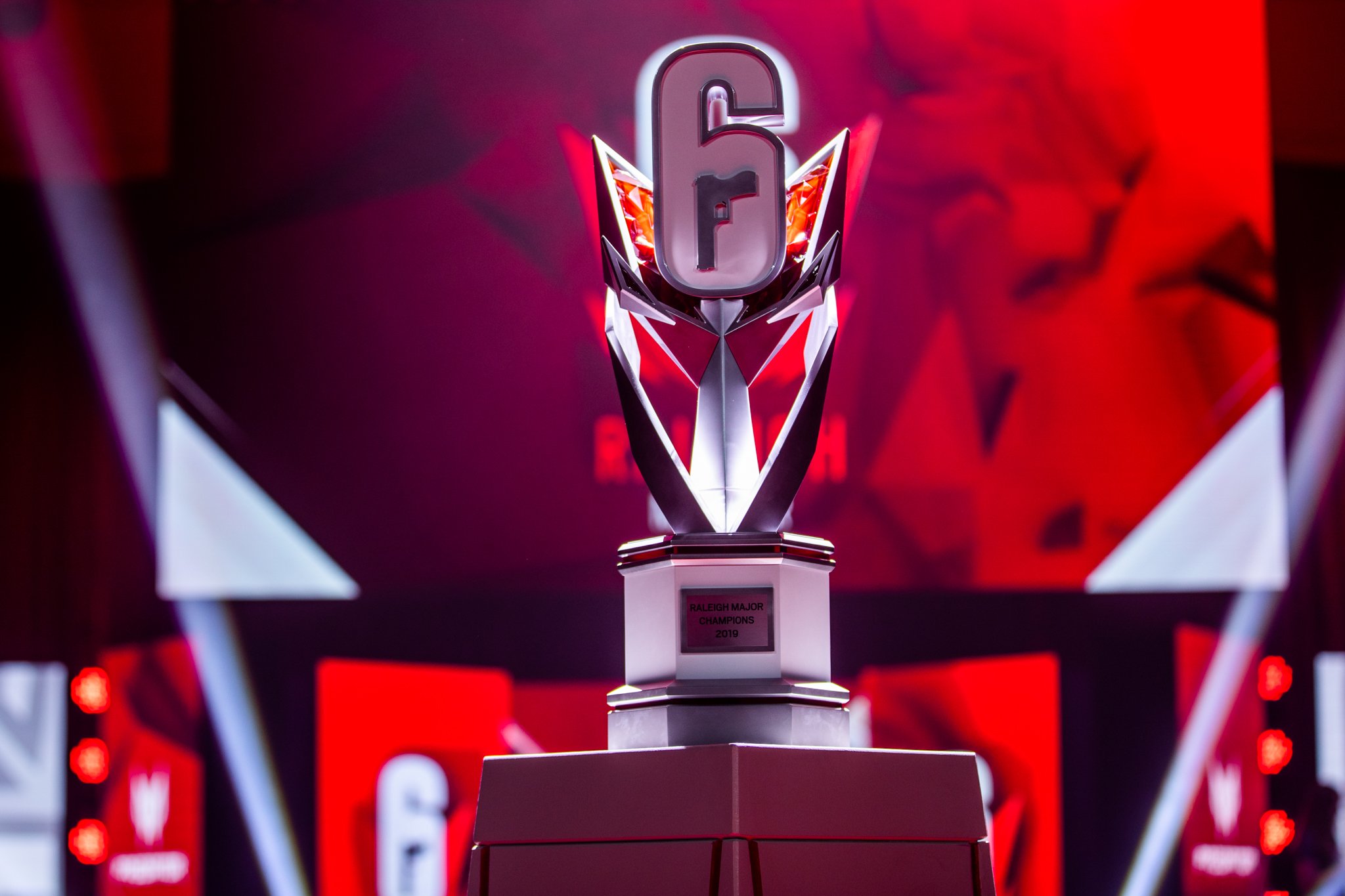 R6: Ubisoft desiste do Six Major nos EAU após críticas da comunidade e funcionários