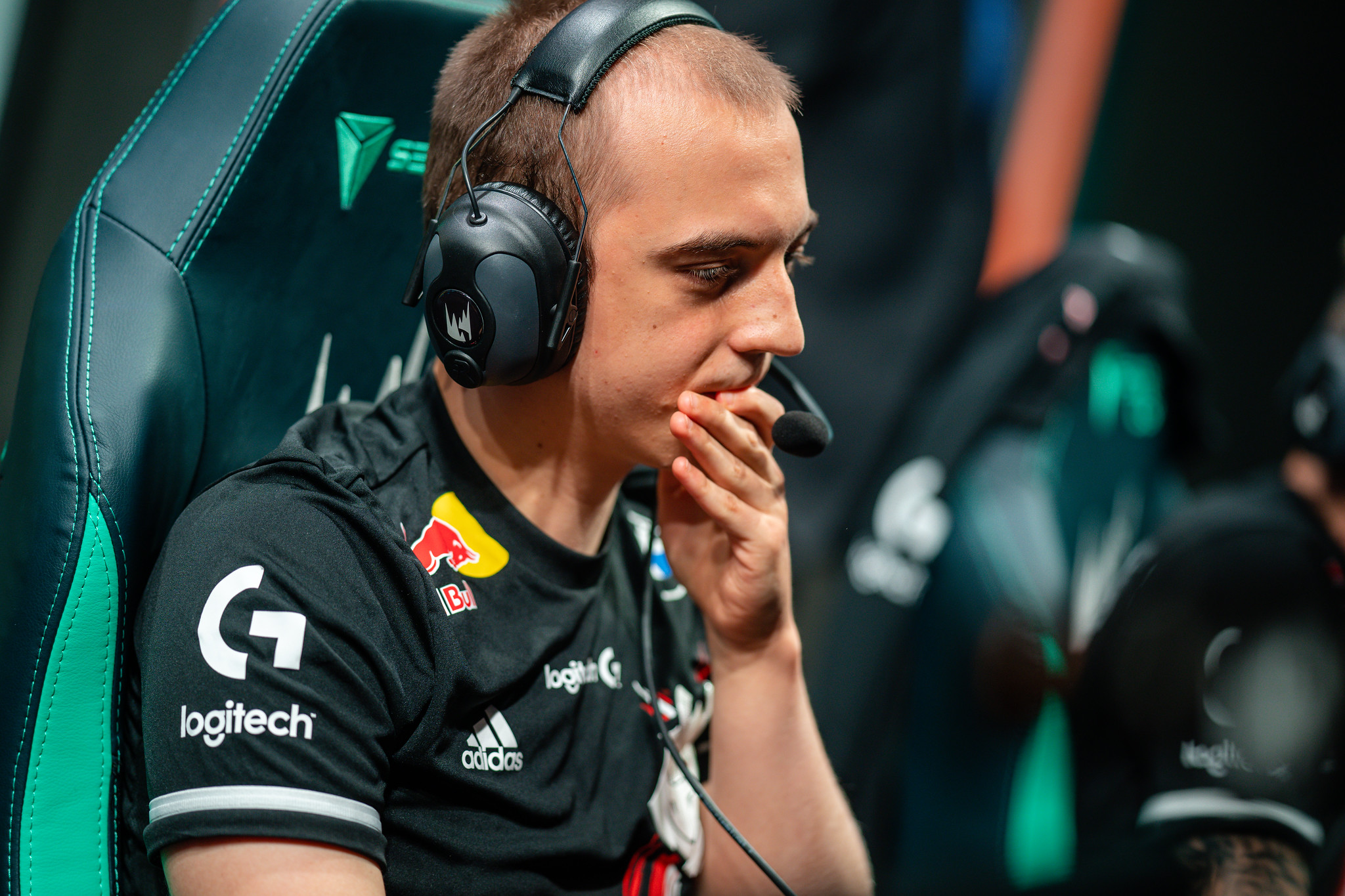 LoL: Caps pensou em parar de jogar após não ir ao Worlds 2021