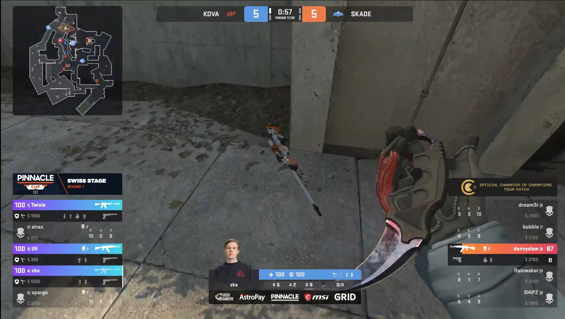 CS:GO: Jogador tenta jogar AWP fora, mas a entrega para adversário