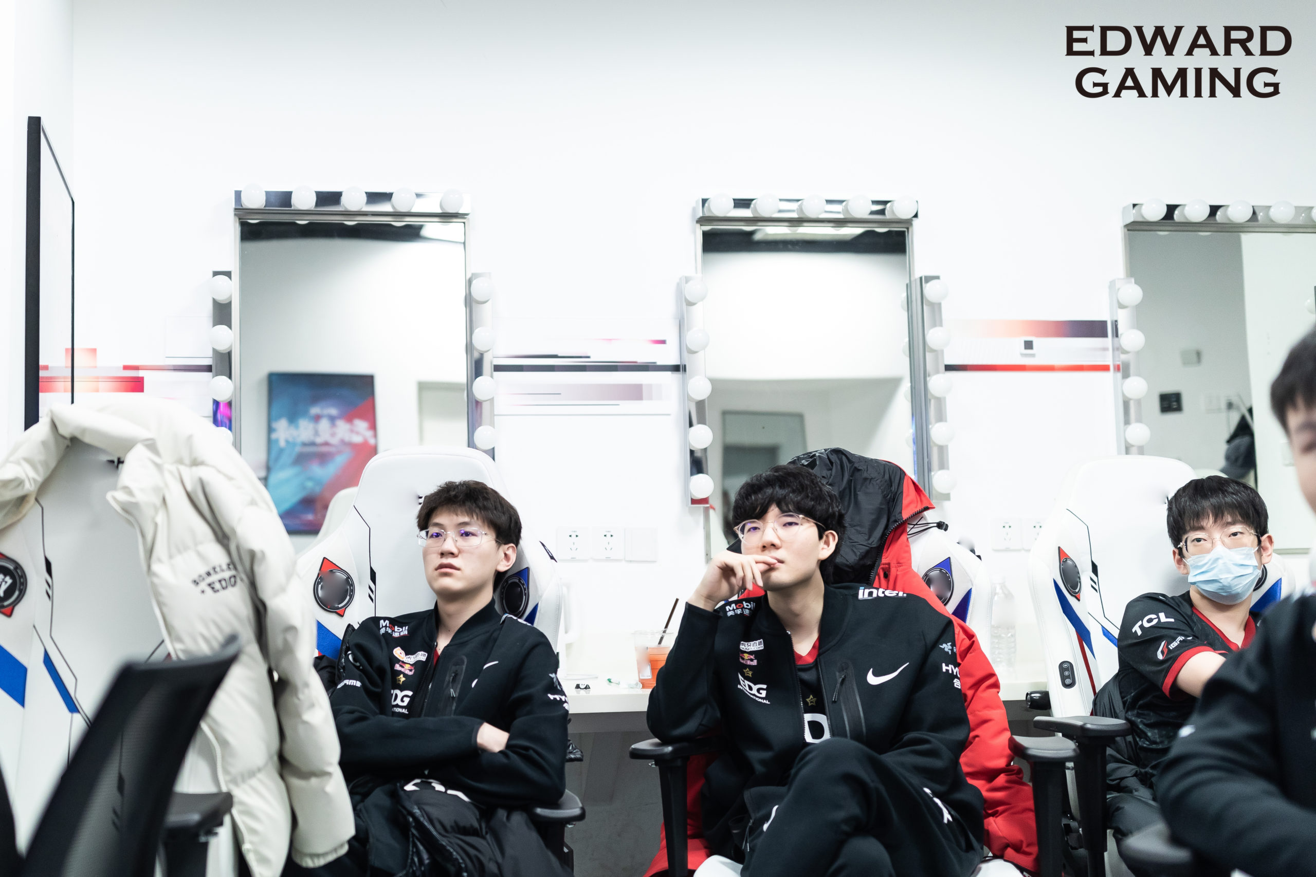 LPL 2022: Apagão? EDG perdeu 5 dos últimos 8 jogos