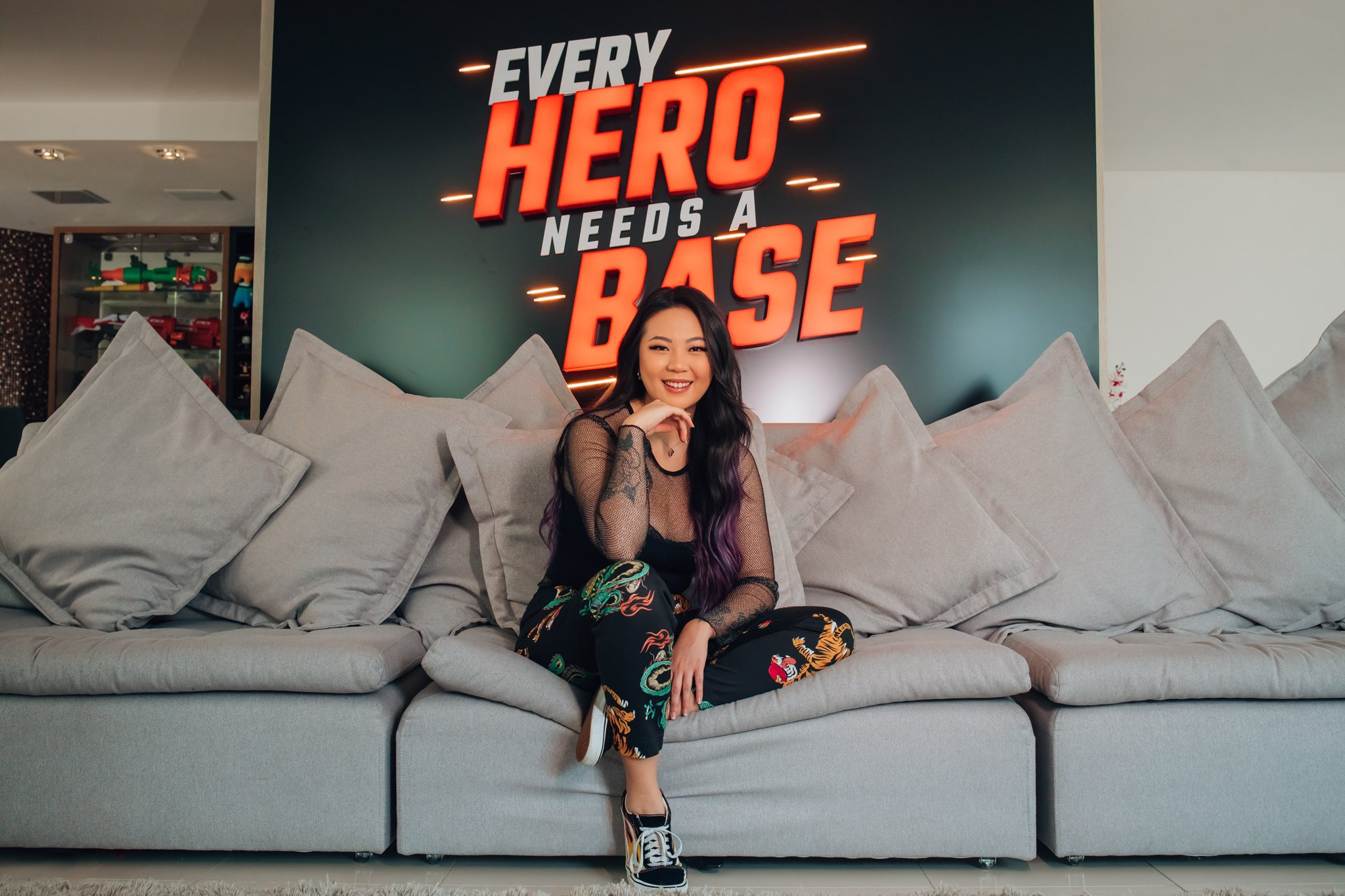 Fortnite: Melany Lee, da Hero Base, se torna locutora em uma das Rádios do jogo