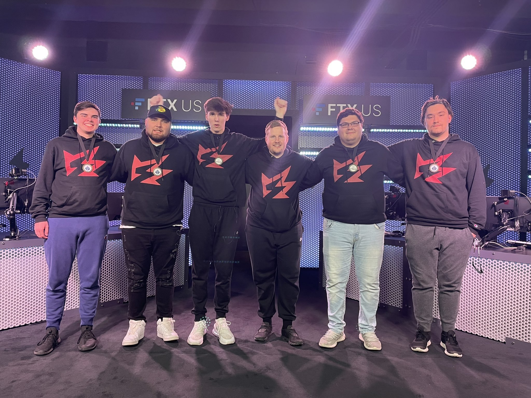 CS:GO: Equipe dispensa jogador durante partida contra o MIBR