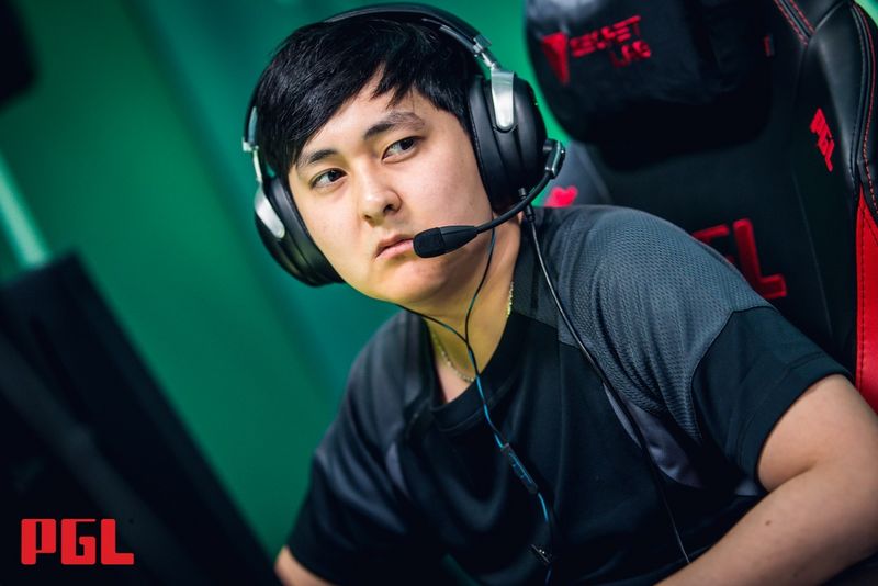 CS2: Campeão de Major fica livre no mercado