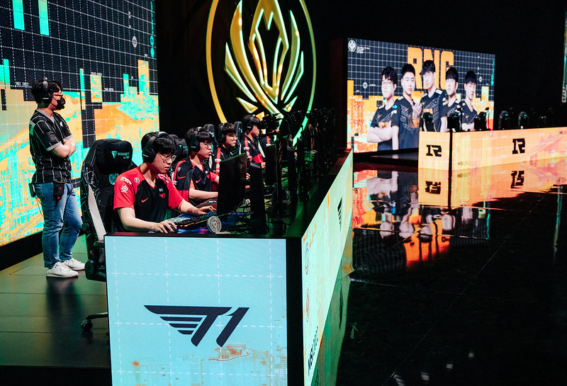 MSI 2022: RNG vs T1 definirá o primeiro tricampeão da história do torneio