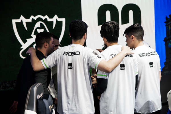 Worlds 2022: “Travaram muito o meu jogo”, diz Robo após derrota da LOUD