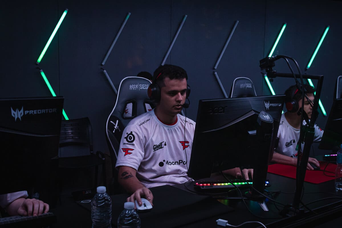Copa Elite Six: FaZe e Black Dragons garantem vaga no Six Major
