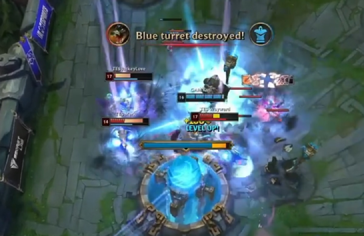 Worlds 2022: TES eliminada por bug? Entenda a polêmica