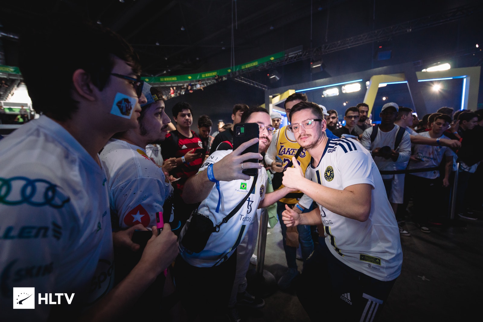 IEM Major Rio 2022: “Recebi muito dedo do meio”, brinca apEX sobre jogo contra a Imperial