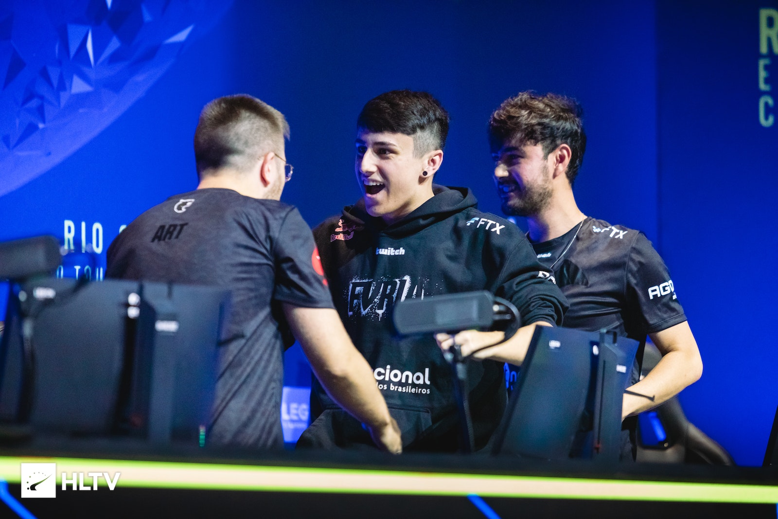 IEM Rio Major 2022: drop fala em dar um passo de cada vez para levantar a taça do Major