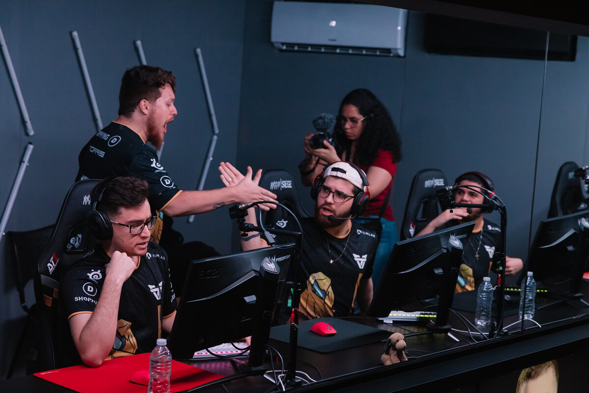 Six Invitational 2023: LOS + oNe garante vaga ao classificatório da LATAM