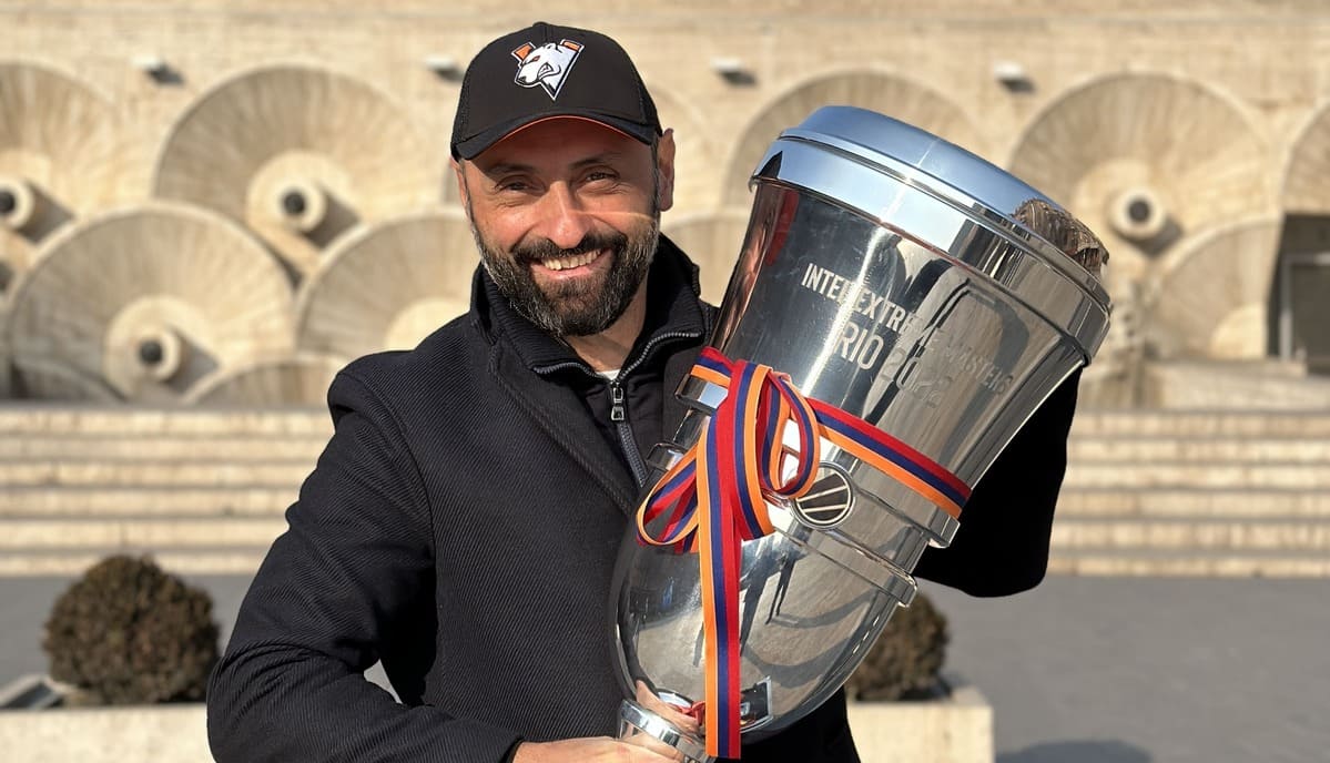 CS:GO: ESL critica Virtus.Pro por foto com troféu da IEM Rio Major 2022