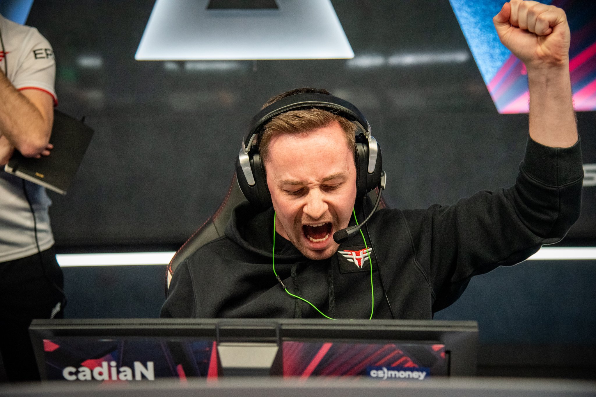 BLAST Premier Spring 2023: Heroic e Astralis vencem e avançam para as finais