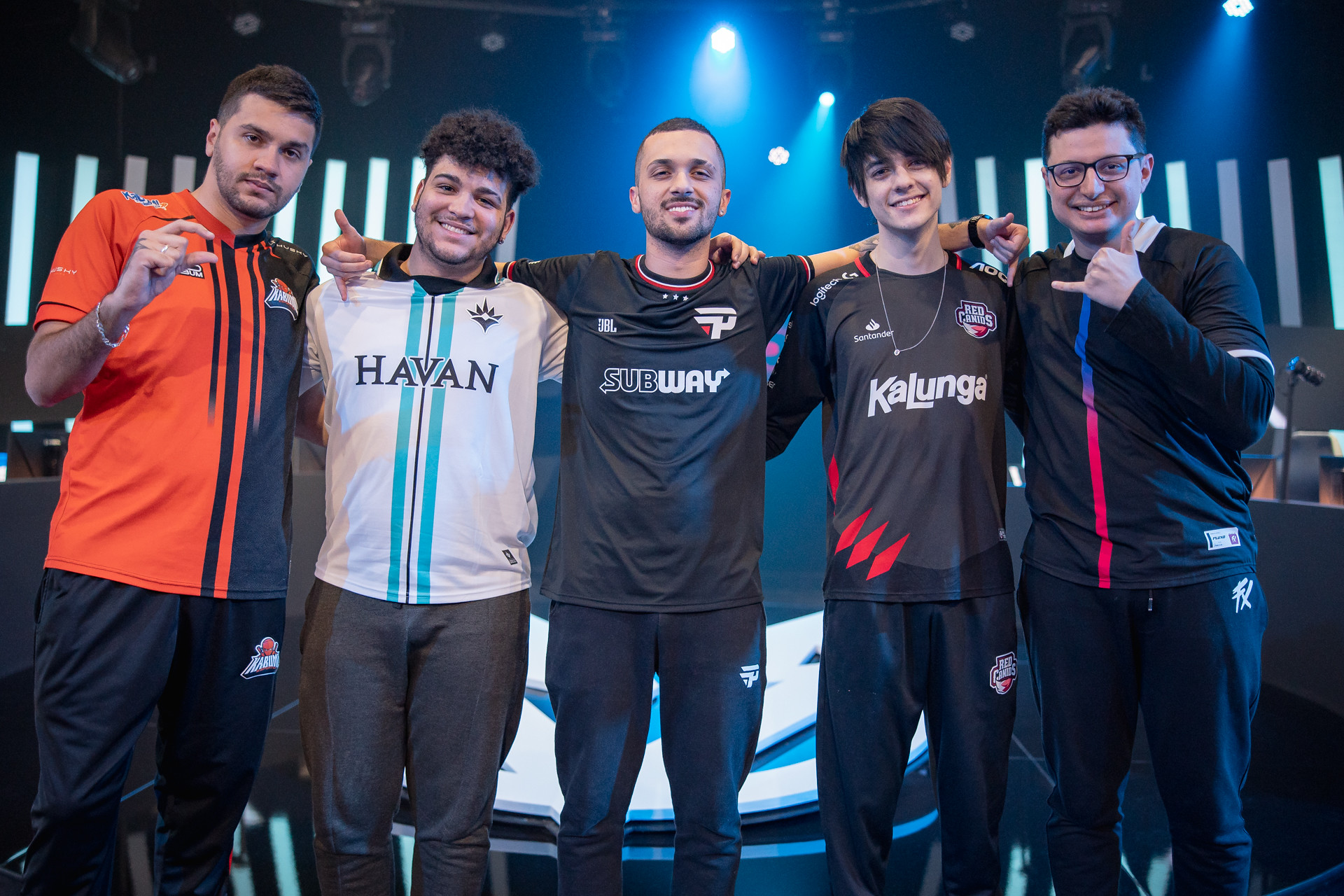 LoL: Time DyNquedo vence o Kickoff e jogadores terão emotes customizados