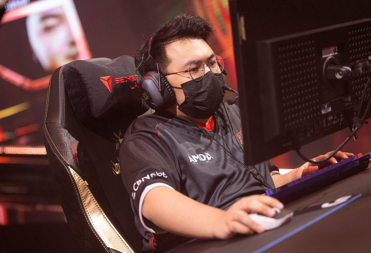 VCT Lock In: Capitão da RRQ tem fone e placa de som furtados