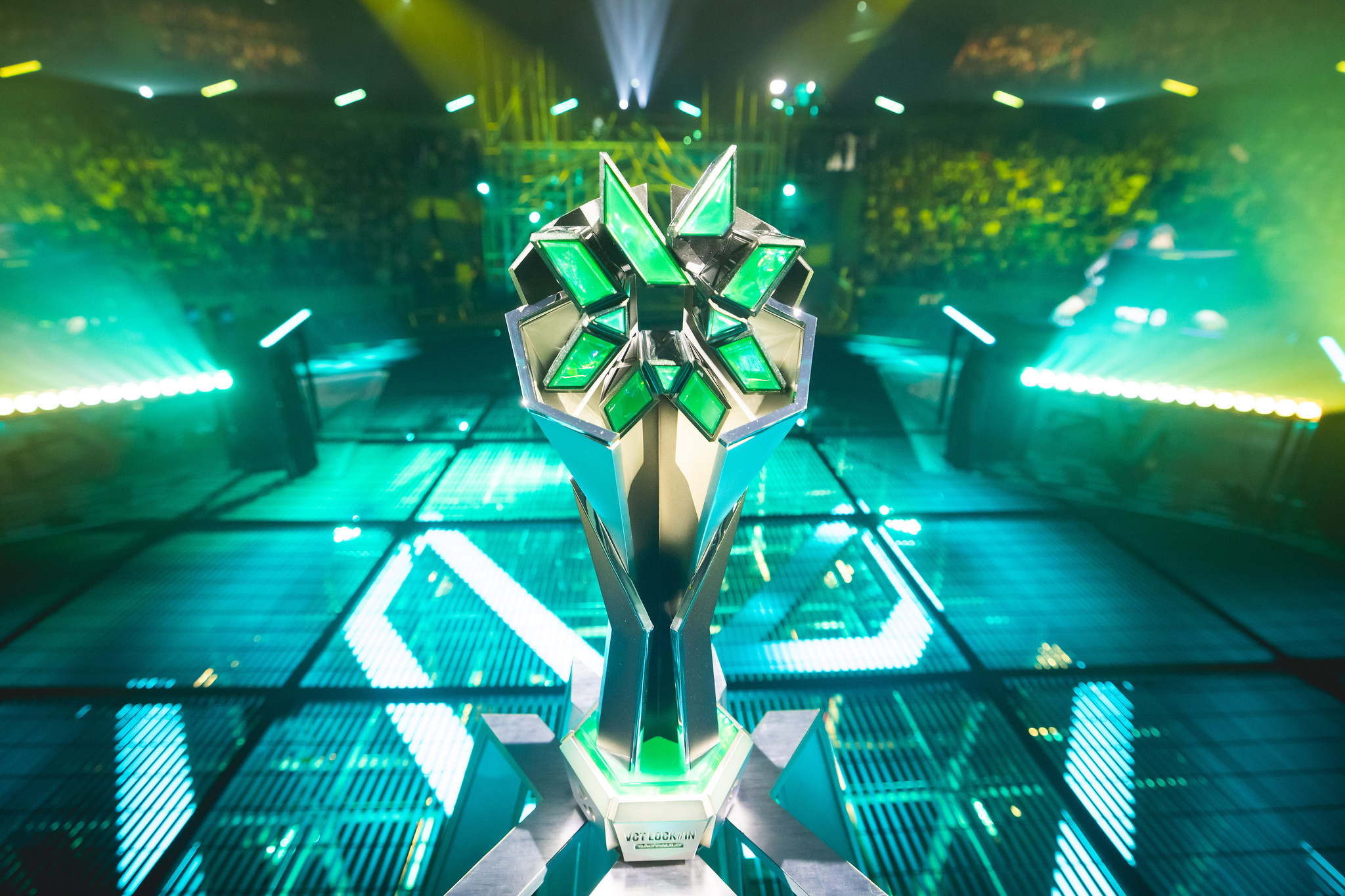 VCT Lock In: Troféu da Fnatic é quebrado durante a viagem