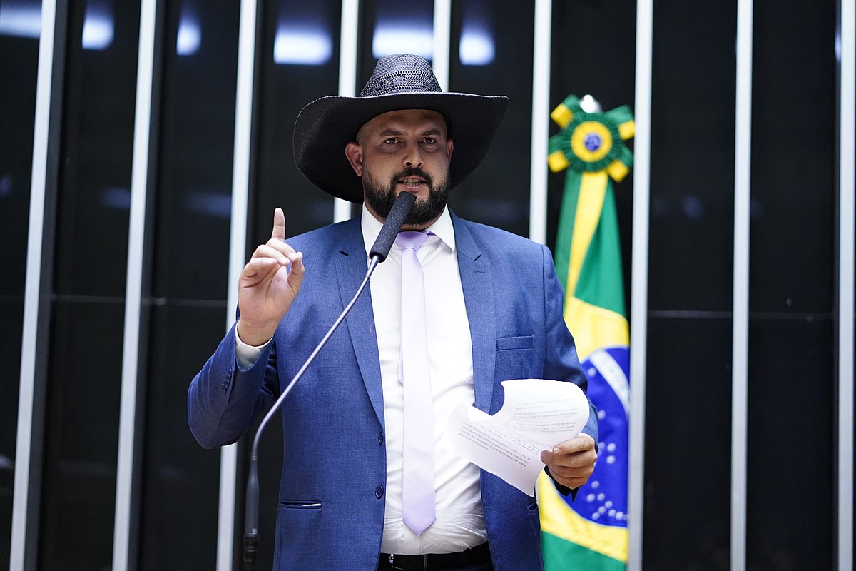 Deputado Zé Trovão pede a suspensão de “jogos violentos” no Brasil
