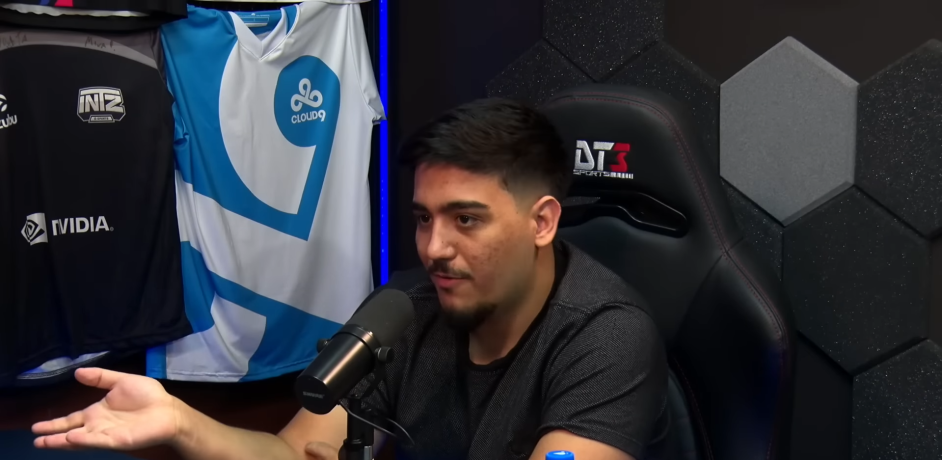 LoL: BielDoMaul comenta sobre LPL e LCK não saberem buildar