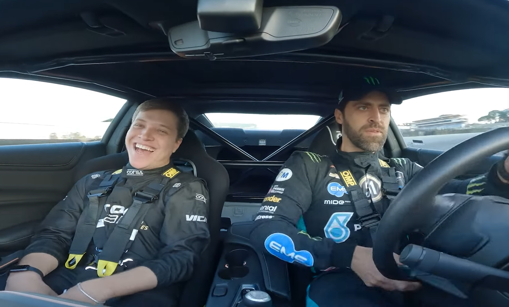 CS:GO: Equipe do MIBR visita Interlagos e jogadores andam de Stock Car