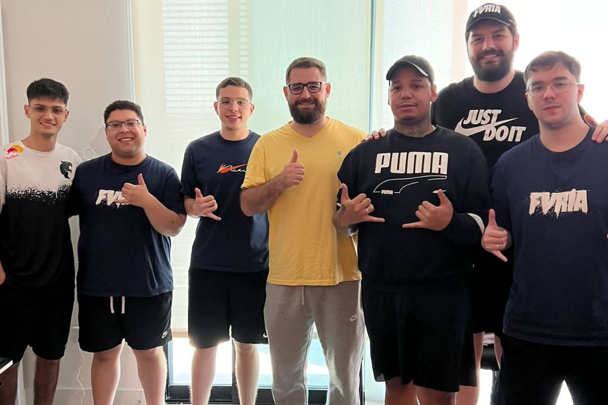 VALORANT: Fallen visita jogadores da FURIA no Centro de Treinamento