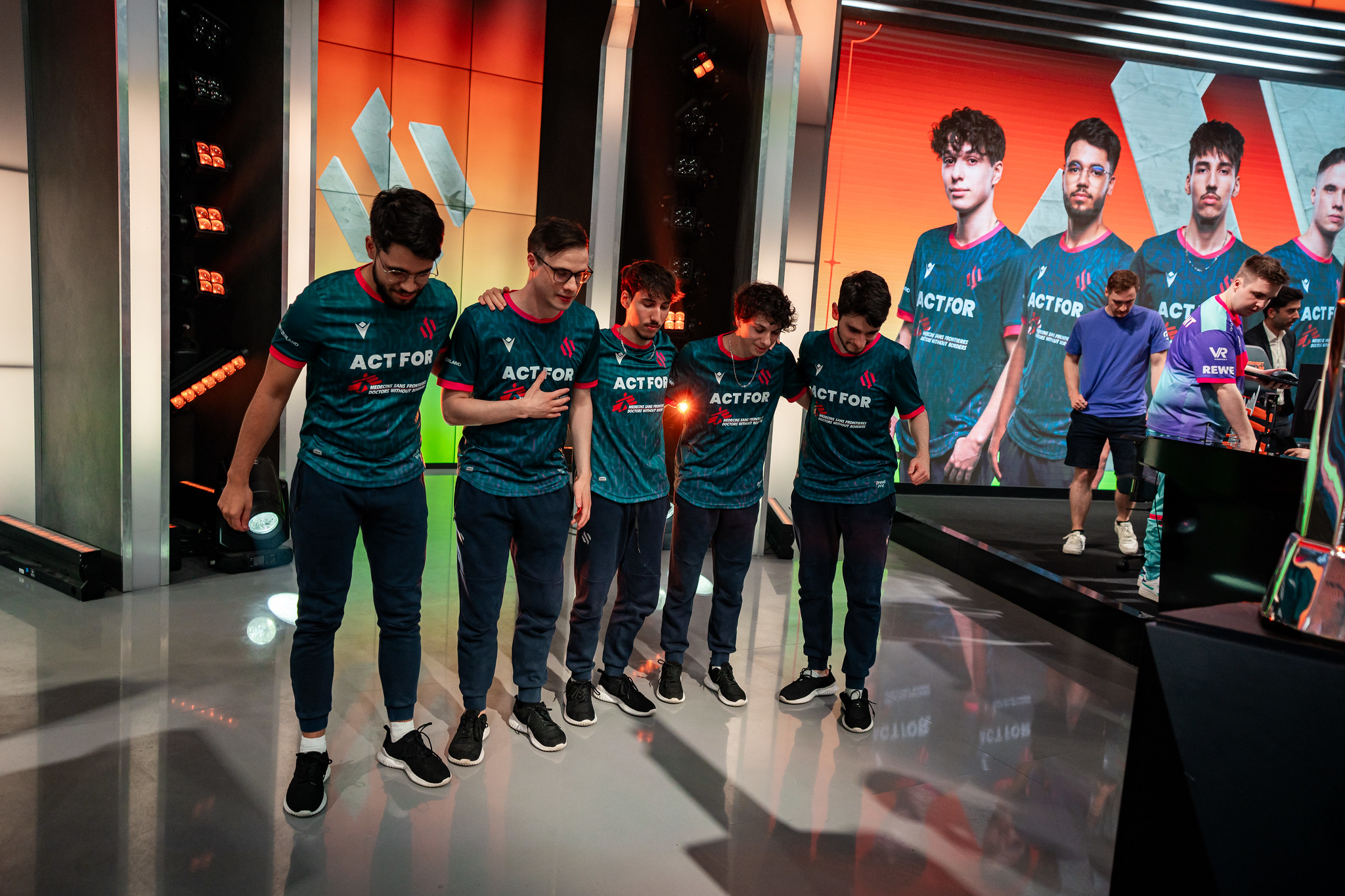 Worlds 2023: Team BDS e Golden Guardians jogarão MD5 valendo vaga